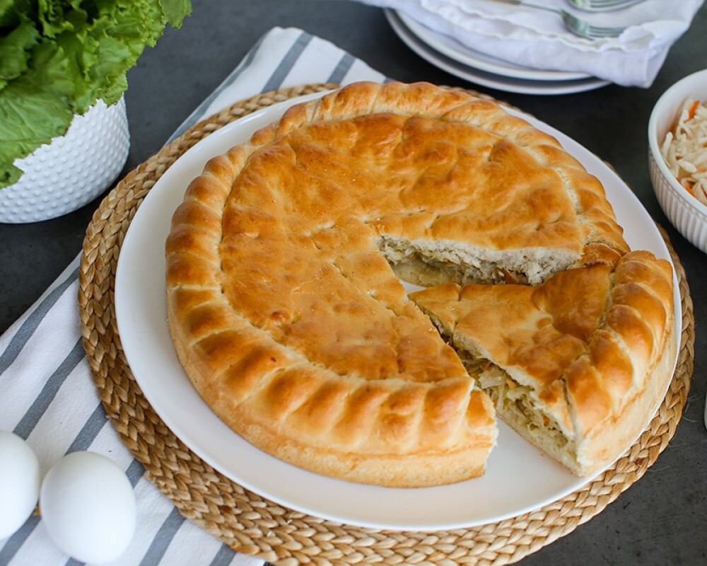 Пирог с капустой и мясом