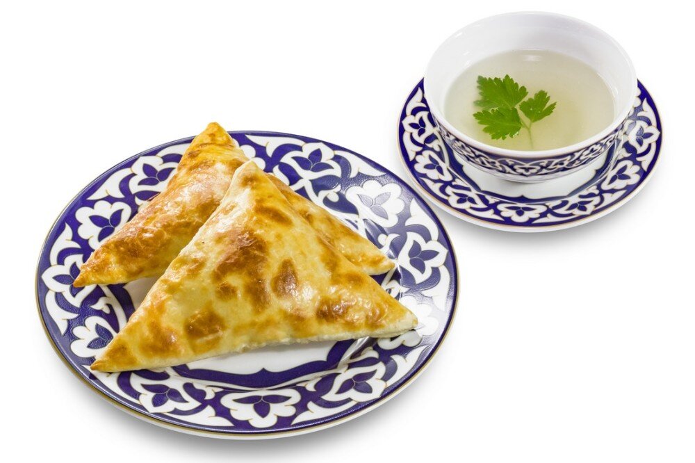 Самса по-узбекски с бульоном