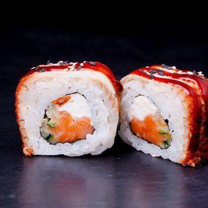 Ролл "Канада с лососем"