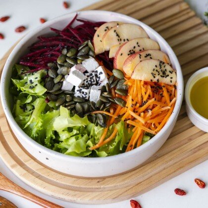 Raw Beetroot Bowl 🥗