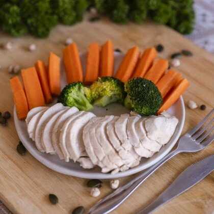 Boiled Chicken with Carrots & Broccoli 🍽️