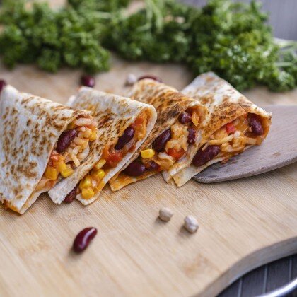 Vegetarian Quesadilla – 4 Pieces 🌽