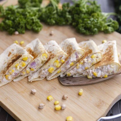 Tuna Quesadillas – 6 Pieces 🧀
