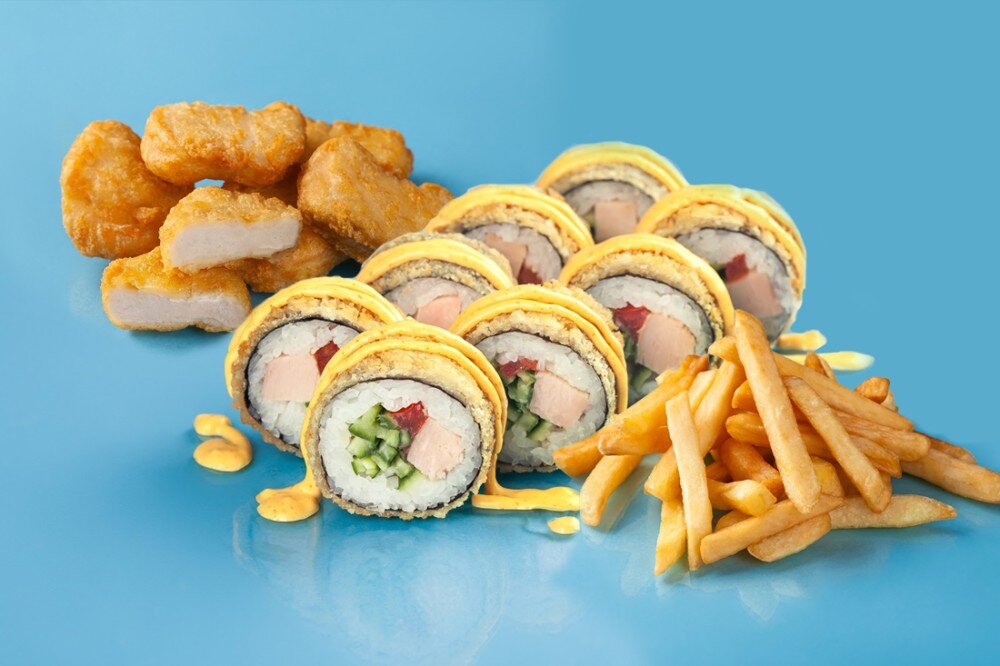 Жареный цыполенок спайси 8шт+ Наггетсы 6шт+ Картошка фри стандарт (п)