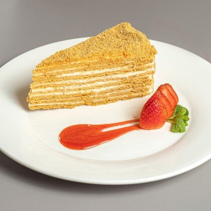 МЕДОВЫЙ ТОРТ