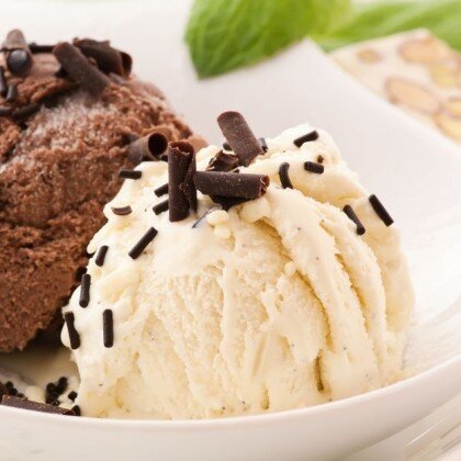 МОРОЖЕНОЕ СЛИВОЧНОЕ С ШОКОЛАДОМ