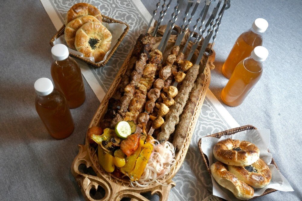 Большой шашлычный микс. Ваша выгода 8455 тенге.