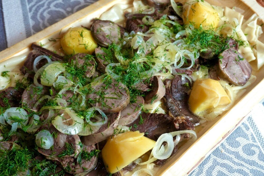 Бешбармак на компанию. Ваша выгода 3006 тенге.