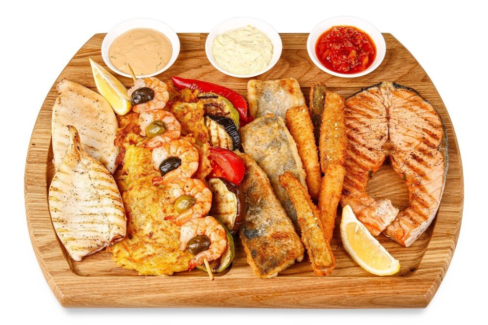 Рыбное ассорти на решетке
