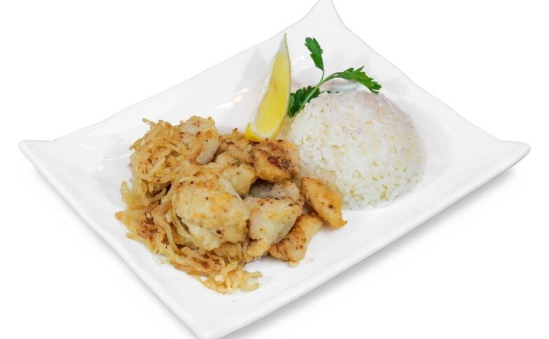 Филе минтая с луком