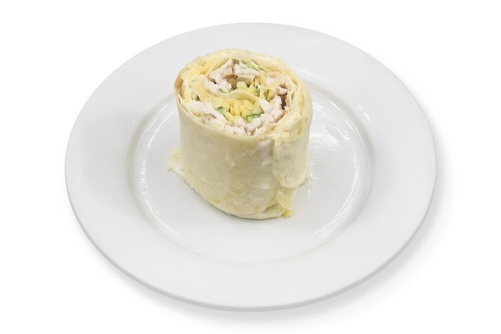 Рулет с копченостями