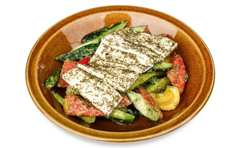 Салат "Греческий" с ореховым песто