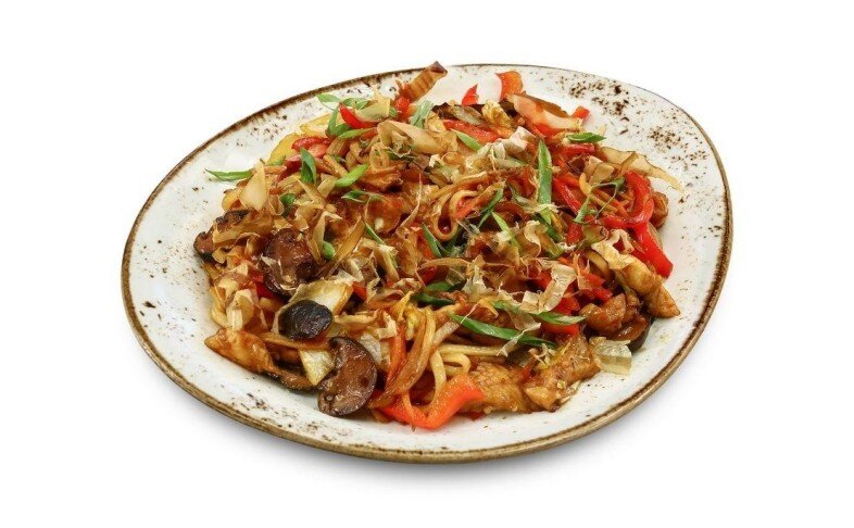 Удон с курицей и грибами