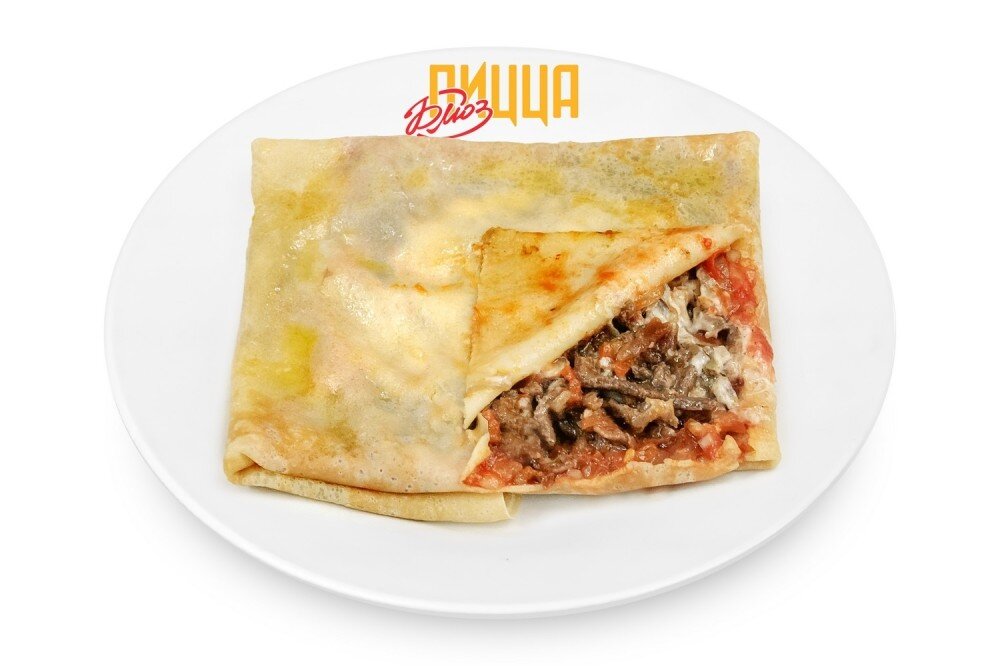 Блин Гурьевский с говядиной и помидорами