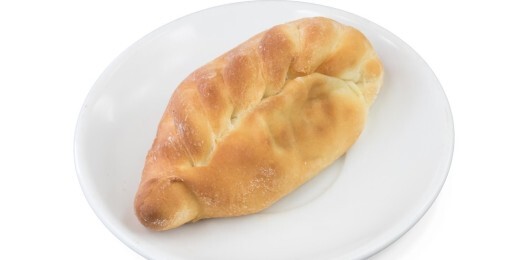 Пирожок с картофелем и фаршем