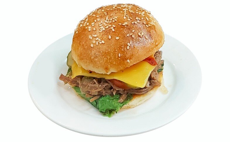 Бургер с рваным мясом