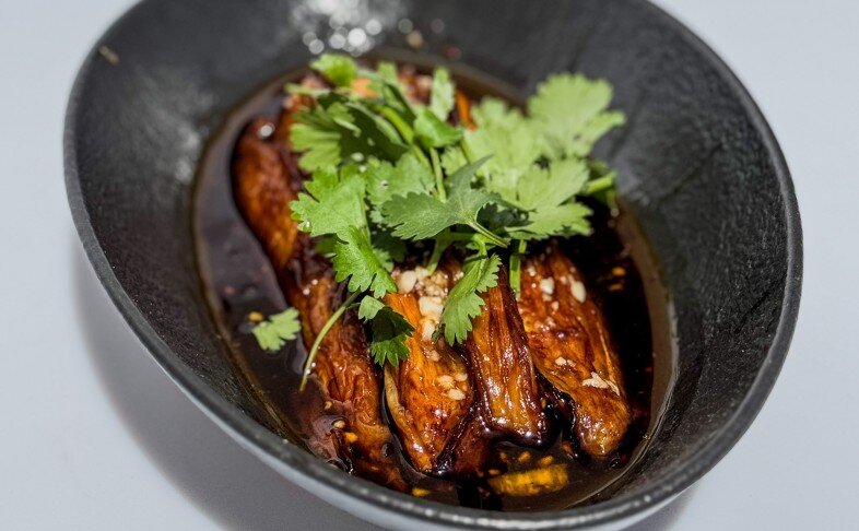 Баклажаны в ароматно-остром соусе